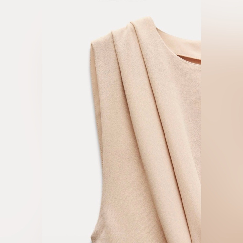 ZARA Elegant Beige Sleeveless Dress - Picture 7 of 8